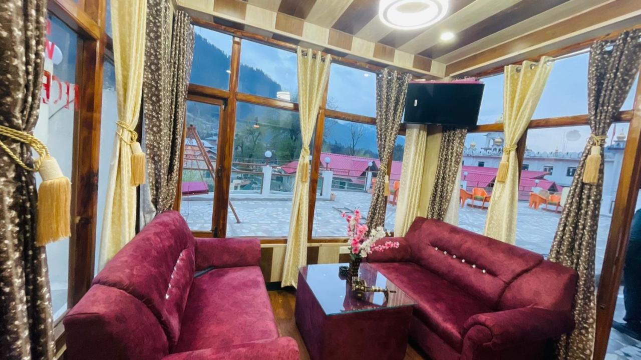 Hotel Hilltop At Mall Road Manali With Open Terrace Exterior photo